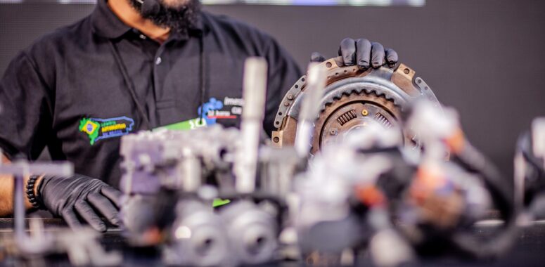 Diagnóstico Assertivo em Transmissões Automáticas: O Diferencial das Oficinas Modernas